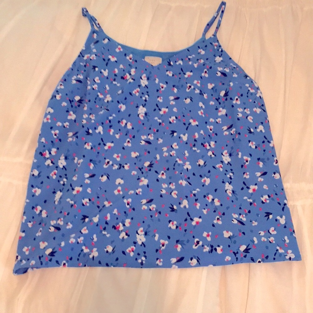 A new day camisole size S Blue &white flowers touches of bright pink&navy